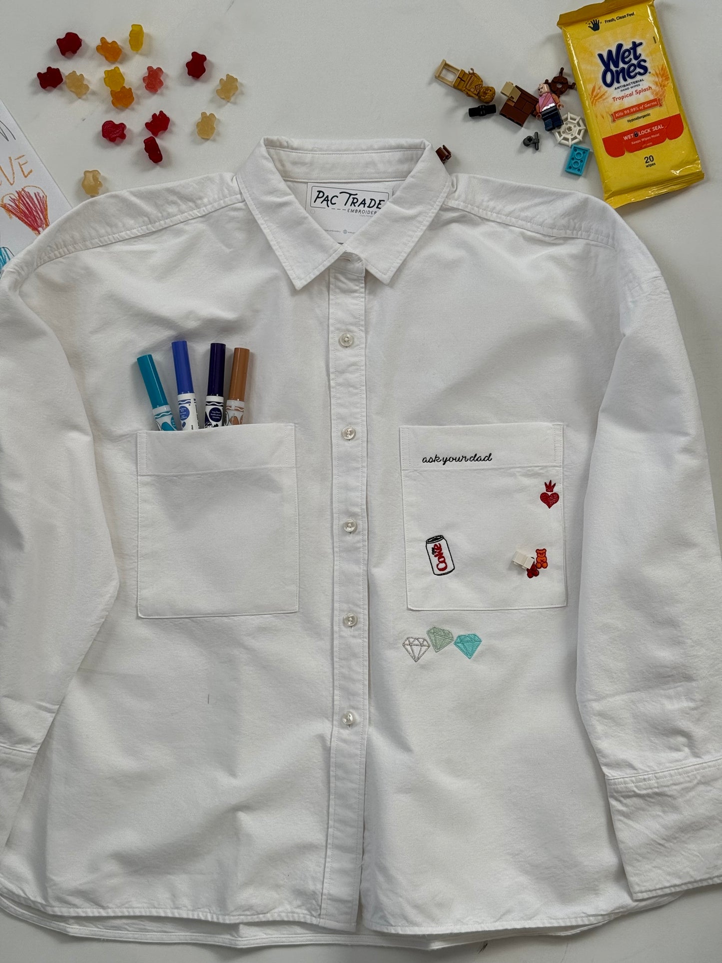 Women's M.I.Y.O. “Mom” Motif Button Down