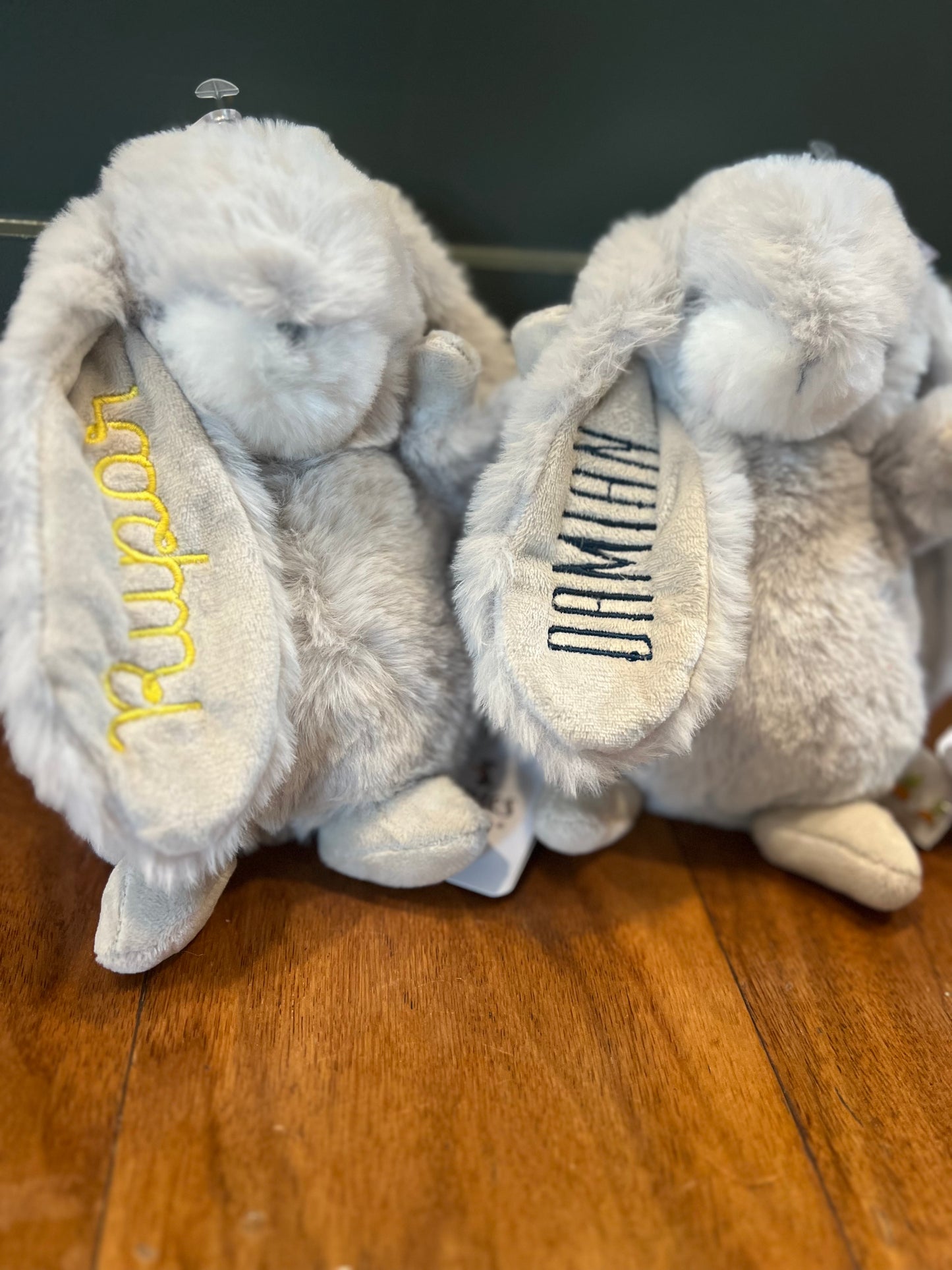 Bunnies By the Bay - Tiny Nibble 8" Bunny