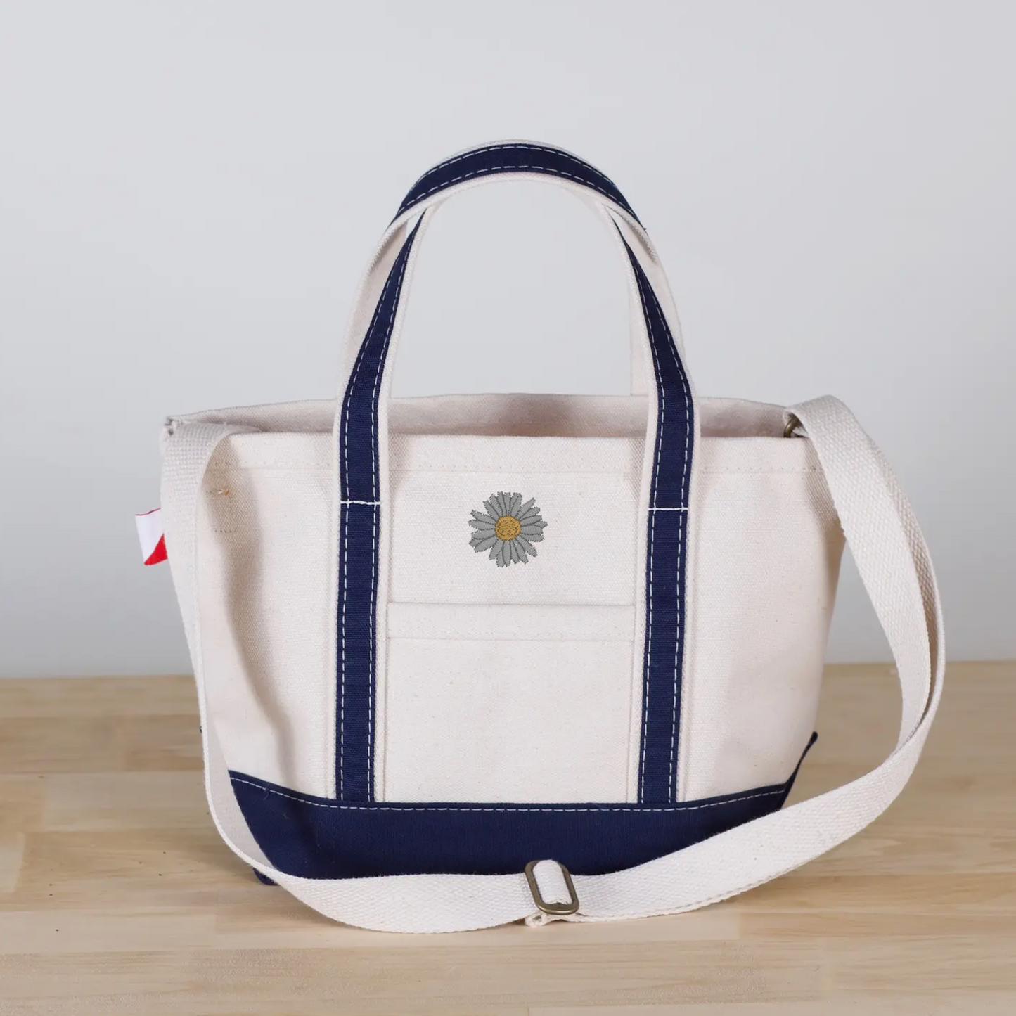 daisy motif