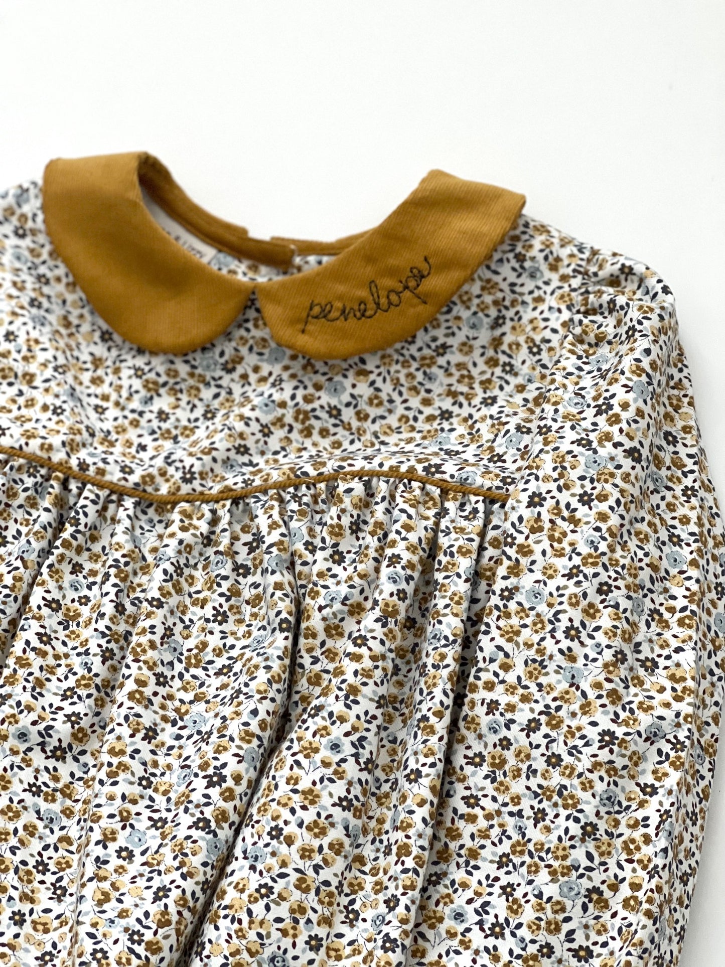 elsa font with brown thread