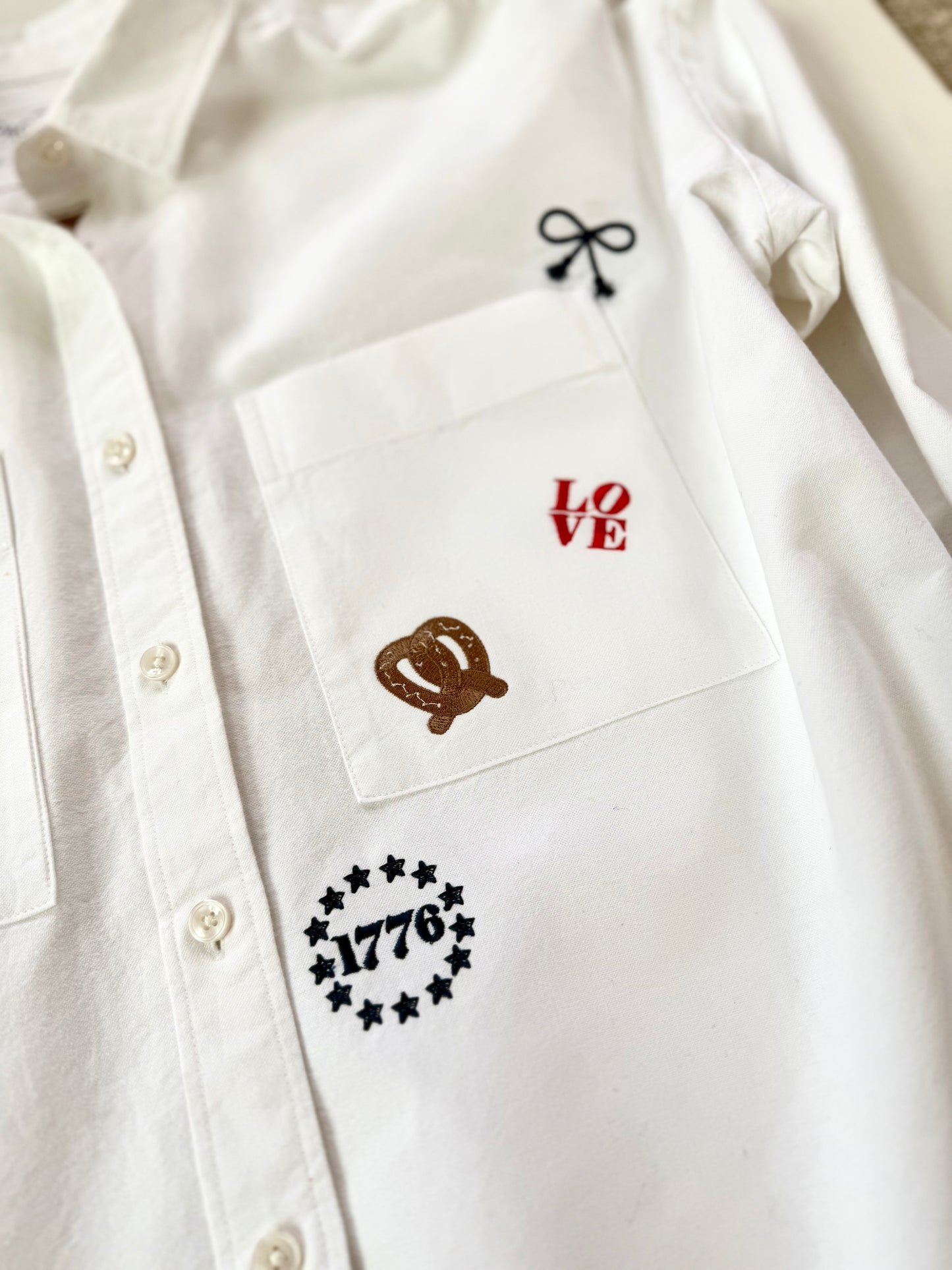 Women's M.I.Y.O. City Motif Button Down