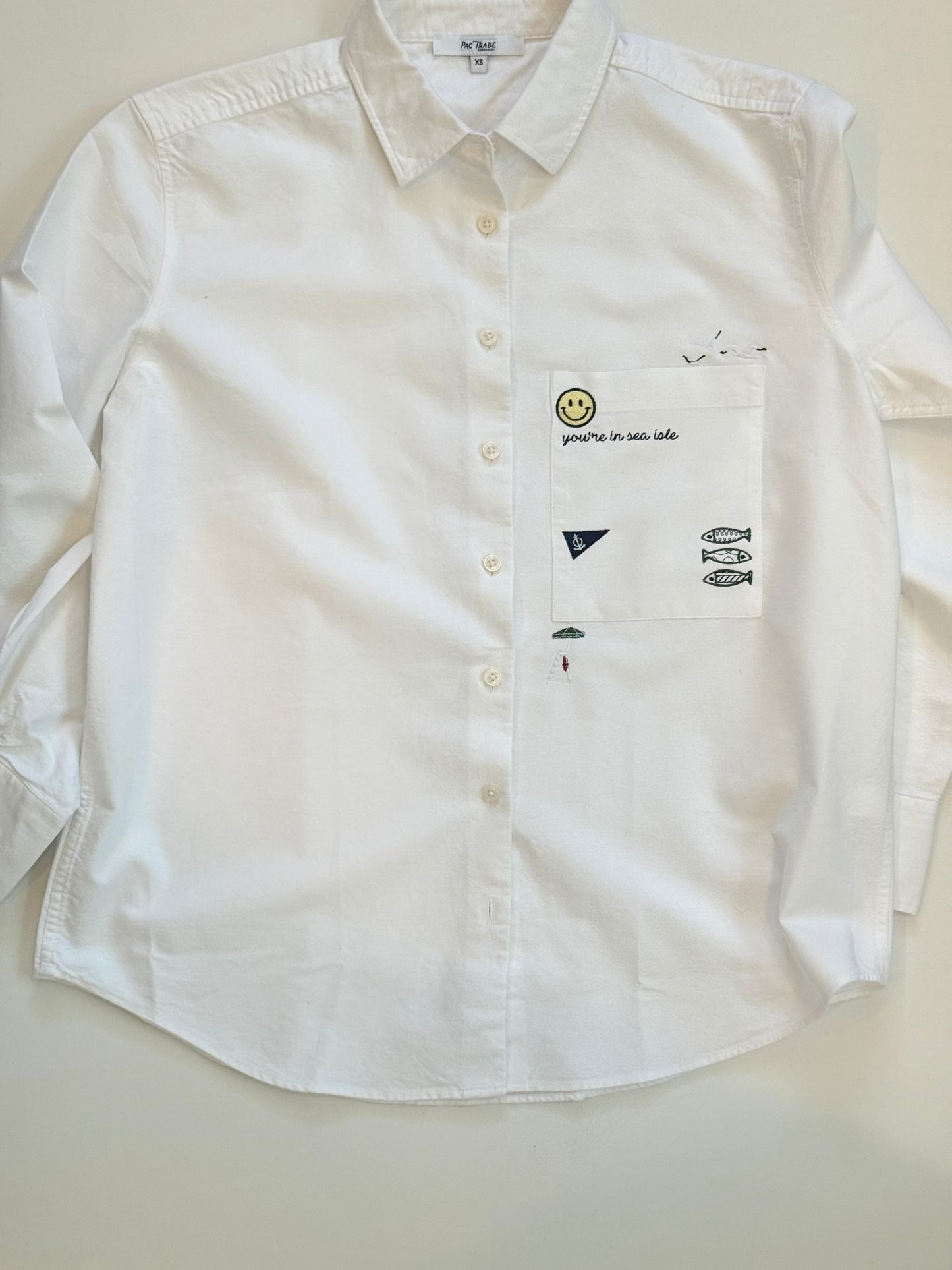 Women's M.I.Y.O. 'Sea Isle' Motif Button Down