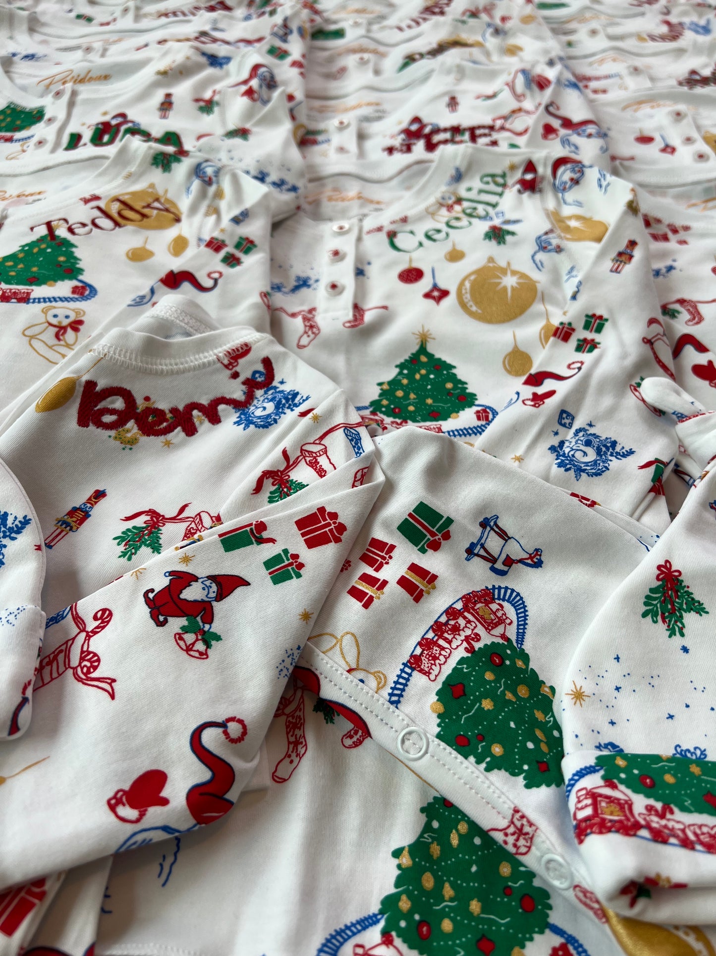 Petidoux Nostalgic Christmas Baby and Kids' Long Sleeve Pajamas