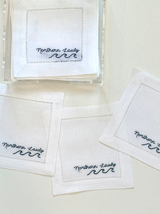 13 Reusable Linen Cocktail Napkins with Scalloped Acrylic Tray Set